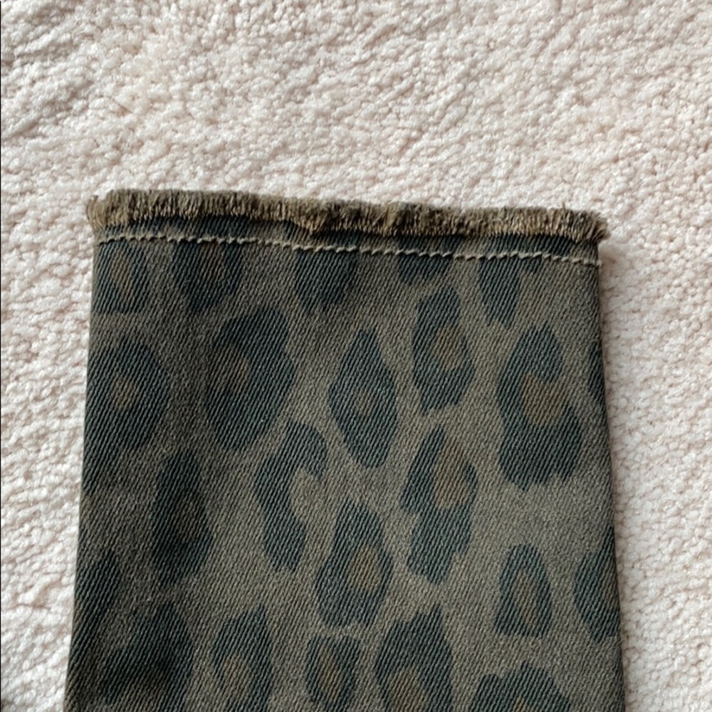 NWT Aqua dark camo leopard skinny jeans. - Picture 3 of 7